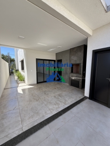 CASA EM CONDOMÍNIO FECHADO NA REGIÃO...